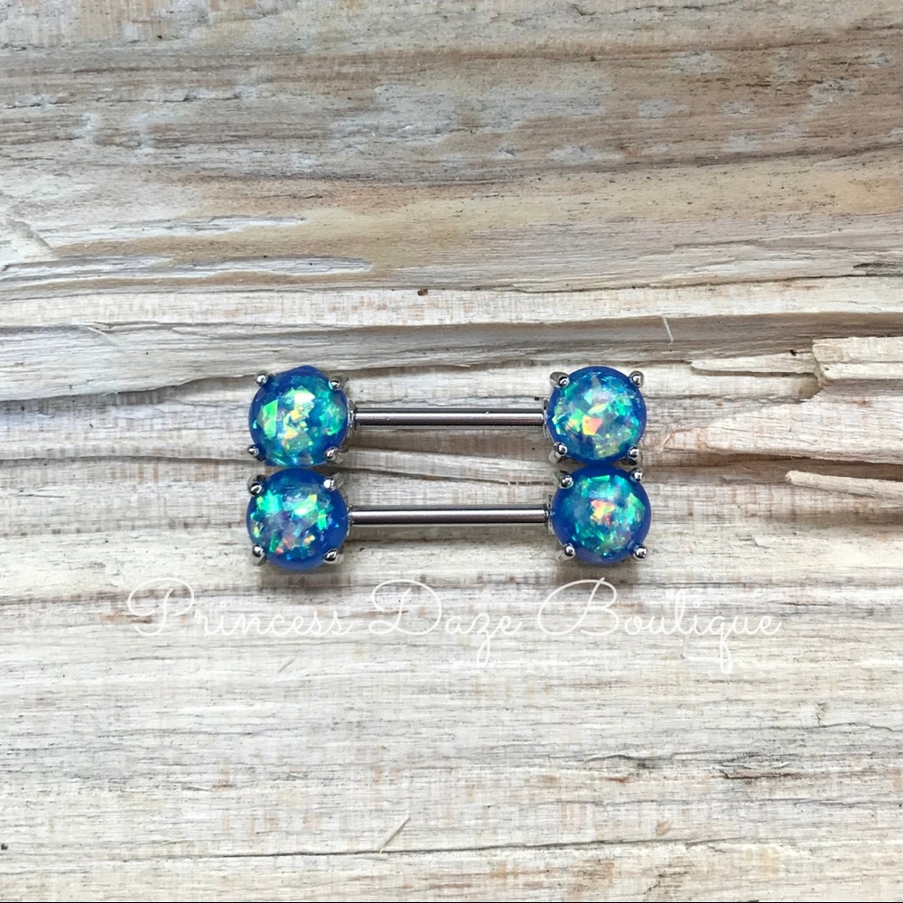 Blue Opal Prong Nippleโ Ring Set